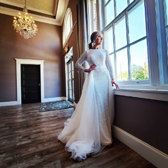 Ashley Lauren 1740 #22 thumbnail